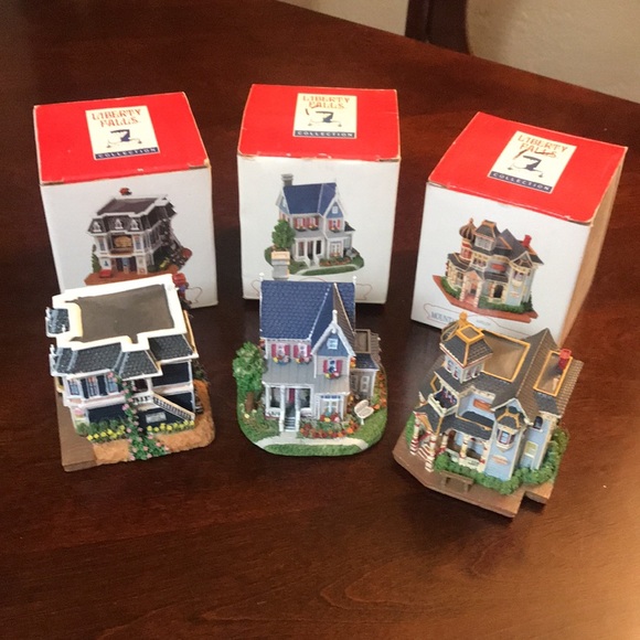 New Liberty Falls Collection 3x$20 - Picture 1 of 12